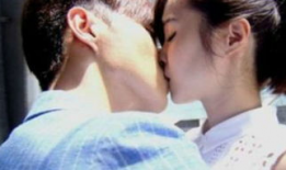 亲吻上床视频,揭秘亲吻上床视频背后的故事